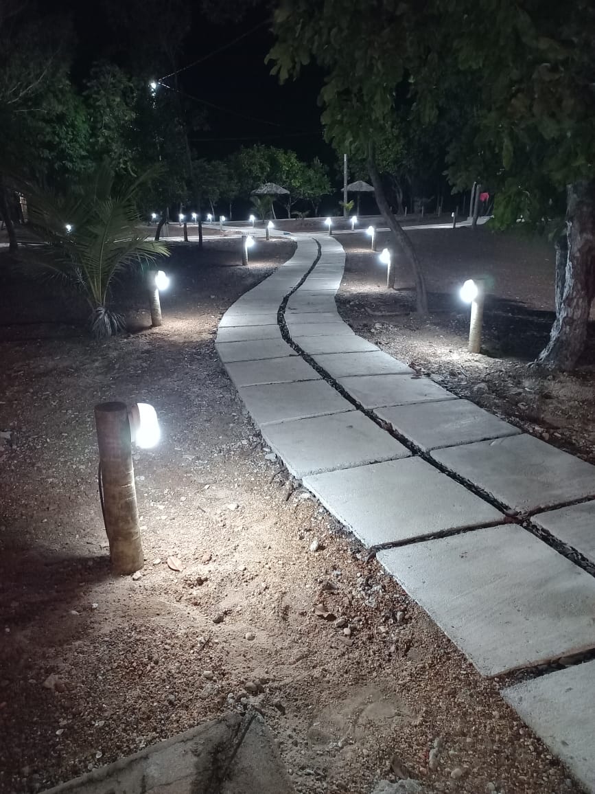 Caminho de placas de concreto no Condomínio de Chácaras Oliveira em Miracema no Tocantins